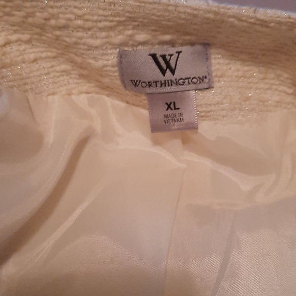 Ladies Jacket - Picture 4 of 4